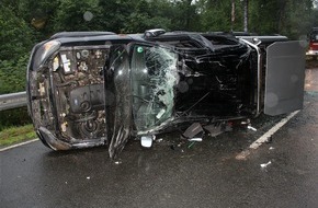 Kreispolizeibehörde Olpe: POL-OE: Schwerer Verkehrsunfall mit fünf Verletzten