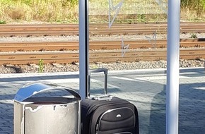 Bundespolizeiinspektion Klingenthal: BPOLI KLT: Herrenloser Koffer verursacht Bahnstreckensperrung - Erstmeldung -