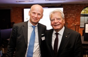 PAWLIK Group: Pressemitteilung: 21. PAWLIK Congress mit Bundespräsident a.D. Dr. Joachim Gauck, Rennfahrer David Coulthard und Jürgen Klinsmann