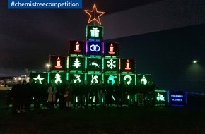 Chemieverbände Rheinland-Pfalz: Farbige Flammen, fluoreszierende Flüssigkeiten und waberndes Trockeneis: Die ChemisTree Competition begeisterte Schüler:innen und Auszubildende