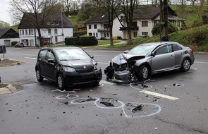 Kreispolizeibehörde Olpe: POL-OE: 66-Jährige bei Verkehrsunfall verletzt