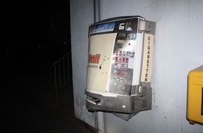 Kreispolizeibehörde Höxter: POL-HX: Zigarettenautomat am Bahnhof gesprengt