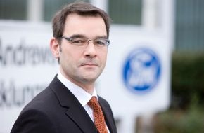 Ford-Werke GmbH: Caspar Dirk Hohage neuer Geschäftsführer für den Entwicklungsbereich von Ford / Dr. Franz-Josef Laermann nach 28 Jahren in den Ruhestand verabschiedet