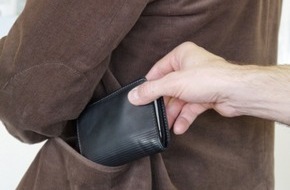 Polizei Rhein-Erft-Kreis: POL-REK: Taschendiebe unterwegs! - Rhein-Erft-Kreis