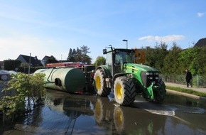 Feuerwehr Heiligenhaus: FW-Heiligenhaus: Gülletransport auf Abwegen (Meldung 12/2016)