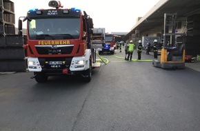 Feuerwehr Plettenberg: FW-PL: Brand einer Absauganlage in Industriebtrieb
