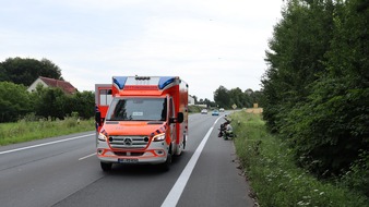 Kreispolizeibehörde Herford: POL-HF: Verkehrsunfall mit Personenschaden - Zweiradunfall unter Jungen Fahrern