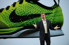 Nike Deutschland GmbH: Nike präsentiert Top-Innovationen für die Sport-Highlights im Sommer / Nike Präsident Mark Parker und Leichtathletik-Legende Carl Lewis stellen Produktneuheiten vor (mit Bild)