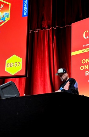 Neuer RID-Weltrekord zum 30. Jubiläum: 1.170 Teilnehmende spielen größtes CATAN-Spiel aller Zeiten!