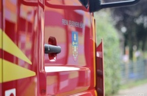 Freiwillige Feuerwehr Hünxe: FW Hünxe: Dieselspur sorgt für Feuerwehreinsatz