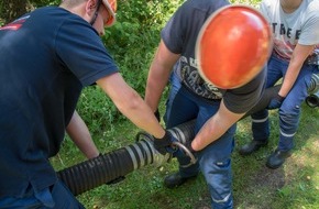 Feuerwehr Lennestadt: FW-OE: Großalarm in Meggen - Gemeinschaftsübung der Jugendfeuerwehren des Kreises Olpe