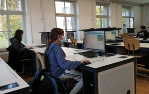 Berner Fachhochschule (BFH): Coding Club for Girls begeistert Mädchen für das Programmieren