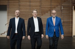 AKOMM Akademie für Kommunale Führung GmbH: "CEO der Zukunft" beruft Strategischen Beirat - Ministerpräsident des Landes Schleswig-Holstein übernimmt die Schirmherrschaft / Harald Christ übernimmt den Vorsitz, Andrea Nahles wird Stellvertreterin