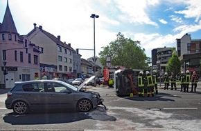 Polizei Mettmann: POL-ME: Hoher Sachschaden bei Verkehrsunfall - Hilden - 1906077