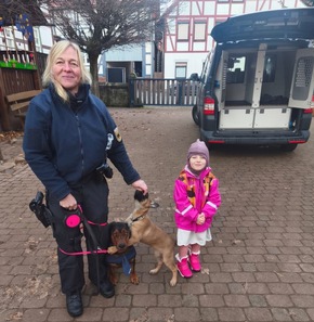 BPOL-H: Bundespolizeiinspektion Hannover engagiert sich beim Bundesweiten Vorlesetags in Grundschulen, Kindergärten und dem Kinderkrankenhaus