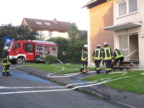 FW-AR: Arnsberg: Kellerbrand in Wohnhaus und Fehlalarm in Flüchtlingsunterkunft