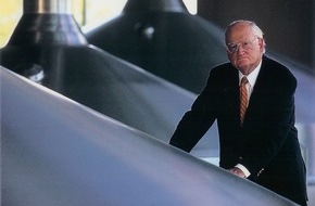 Krombacher Brauerei GmbH & Co.: Friedrich Schadeberg feiert den 85. Geburtstag