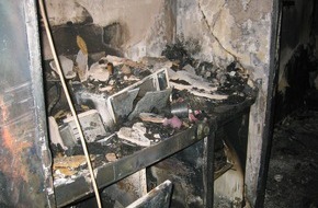 Polizeiinspektion Hameln-Pyrmont/Holzminden: POL-HOL: Brandursache Tünneckenhagen in Holzminden geklärt: Überhitzte Elektroherdplatte löste Brand aus