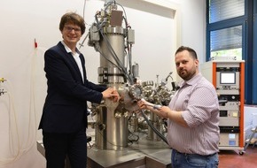 Universität Osnabrück: Calcit: Physiker der Uni Osnabrück erklären bislang unbekannten mikroskopischen Mechanismus