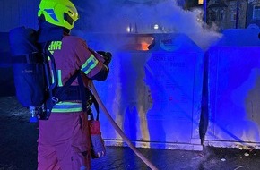 Polizei Mettmann: POL-ME: Altpapiercontainer wurde in Brand gesetzt - Velbert - 2201009
