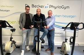 Dr. Becker Klinikgesellschaft: Therapiezentrum spendet Trainingsgeräte an Nordens freiwillige Feuerwehr