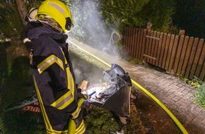 Feuerwehr Flotwedel: FW Flotwedel: Brennende Hecke sorgt für Feuerwehreinsatz in Eicklingen