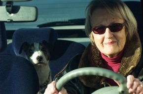 Allianz Deutschland AG: Hohe Sterberate für Senioren auf Europas Straßen / Eine aktuelle Studie der Allianz Versicherung zeigt: Ältere Menschen sind häufiger Opfer als Verursacher von Verkehrsunfällen