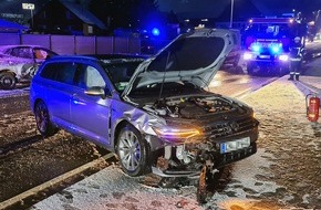 Freiwillige Feuerwehr Breckerfeld: FW-EN: Verkehrsunfall, Tür-Notöffnung und Ölspur