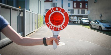 Polizeidirektion Neustadt/Weinstraße: POL-PDNW: Kontrollen Diedesfelder Weg - Rotlichtverstoß und ein Monat Fahrverbot