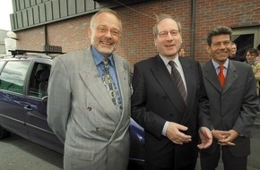 Deutscher Verkehrssicherheitsrat e.V.: Schneller schalten, weiter kommen / DVR und Ford starten Eco-Driving