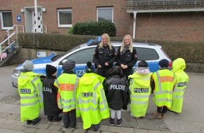 Polizeiinspektion Hameln-Pyrmont/Holzminden: POL-HM: Kindergarten zu Besuch bei der Polizei in Bodenwerder