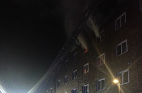 Feuerwehr Gelsenkirchen: FW-GE: Feuer in einem Mehrfamilienhaus fordert ein Todesopfer