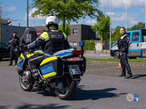 POL-WES: Moers- Schwerpunktkontrolle Verkehrssicherheit- Polizei kontrolliert Fahrzeugf&uuml;hrer hinsichtlich Alkohol und Drogen