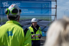 Spatenstich f&uuml;r systemdienlichen 50-Megawatt-Batteriespeicher in Wilhelmshaven