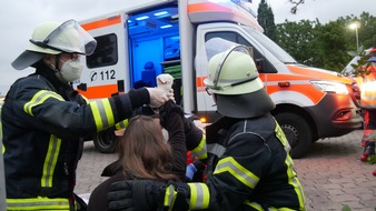 FW Celle: Rund 200 Einsatzkräfte der Polizei, der Feuerwehr und des Rettungsdienstes üben Terrorlage in Westercelle