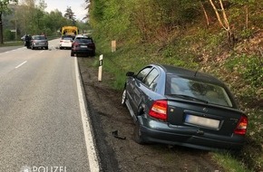 Polizeipräsidium Westpfalz: POL-PPWP: Unfall mit Leichtverletztem