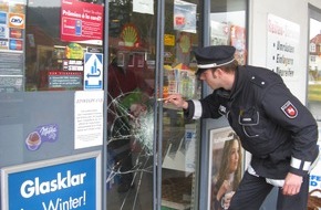 Polizeiinspektion Hameln-Pyrmont/Holzminden: POL-HOL: Bodenwerder - Tankstelle Rühler Straße: Einbrecher von Alarmanlage überrascht - Zielrichtung des Einbruchs: Zigaretten und Spirituosen