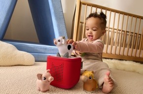 tonies GmbH: Dr&uuml;cken, lauschen und lernen - Warum fr&uuml;hes H&ouml;ren und haptisches Erleben wichtige Bausteine der Kindesentwicklung sind