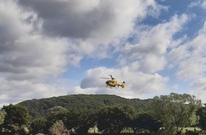 Feuerwehr Hattingen: FW-EN: Feuerwehr und DLRG suchen Fahrzeug in der Ruhr - Rettungshubschrauber unterstützt aus der Luft