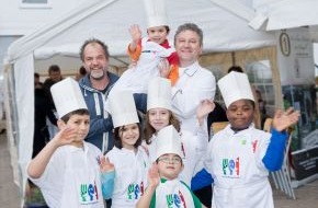 Stiftung Mittagskinder: "Ausgewählter Ort 2010": Stiftung Mittagskinder am Welternährungstag ausgezeichnet (mit Bild)