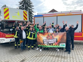LFV-Sachsen: RADIO PSR als offizieller Partner der Freiwilligen Feuerwehren in Sachsen übergibt Award an Feuerwehrfrau des Jahres