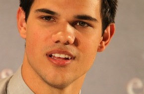 TELE 5: Die 'Twilight'-Stars im TELE 5-Interview: Teil 3 - Taylor Lautner: "Ich musste täglich meinen inneren Schweinehund überwinden"