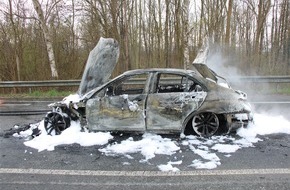 Polizei Minden-Lübbecke: POL-MI: Mercedes fängt Feuer