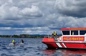 Feuerwehr Radolfzell: FW-Radolfzell: Katamaran gekentert