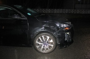 Polizei Hagen: POL-HA: Verkehrsunfall mit hohem Sachschaden beim &Uuml;berholen