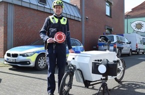 Polizei Paderborn: POL-PB: Das neue Messfahrrad ist ein Aprilscherz