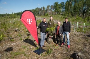 Deutsche Telekom AG: Telekom pflanzt 1.500 Bäume in Bad Honnef