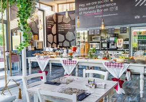 Zeit für die Familie beim Mehrgenerationen-Urlaub in der Toskana