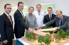 McDonald's Kinderhilfe Stiftung: Zuhause auf Zeit für Familien schwer kranker Kinder / McDonald's Kinderhilfe Stiftung stellt mit Schirmherrin Maren Otto die Pläne des Ronald McDonald Hauses Berlin-Buch vor (mit Bild)