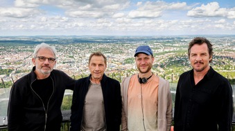 SWR - Das Erste: "Tatort - Mord im Turm": Adrian Goiginger dreht Tatort aus Stuttgart / Fernsehturm wird zum Schauplatz der Ermittlungen von Thorsten Lannert und Sebastian Bootz